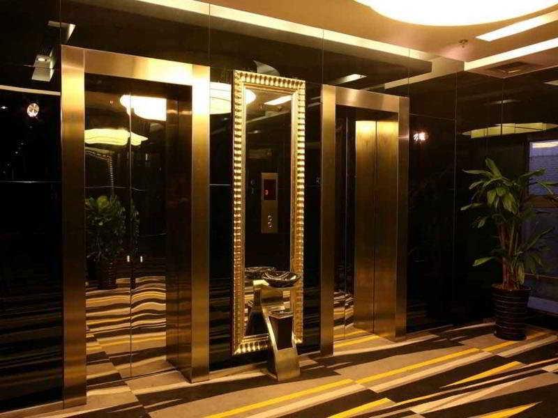 Ji Hotel Shanghai Lujiazui South Pudong Road Екстер'єр фото