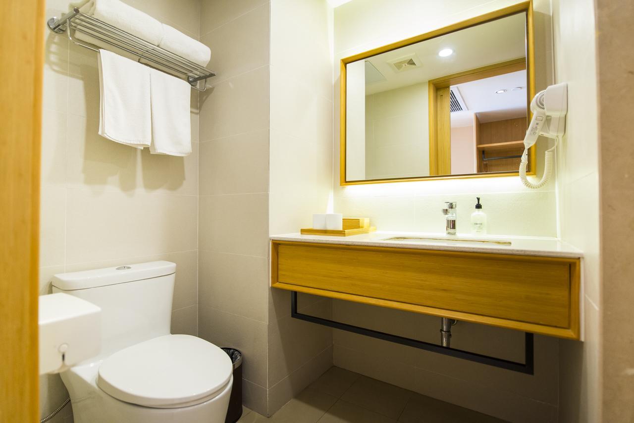 Ji Hotel Shanghai Lujiazui South Pudong Road Екстер'єр фото